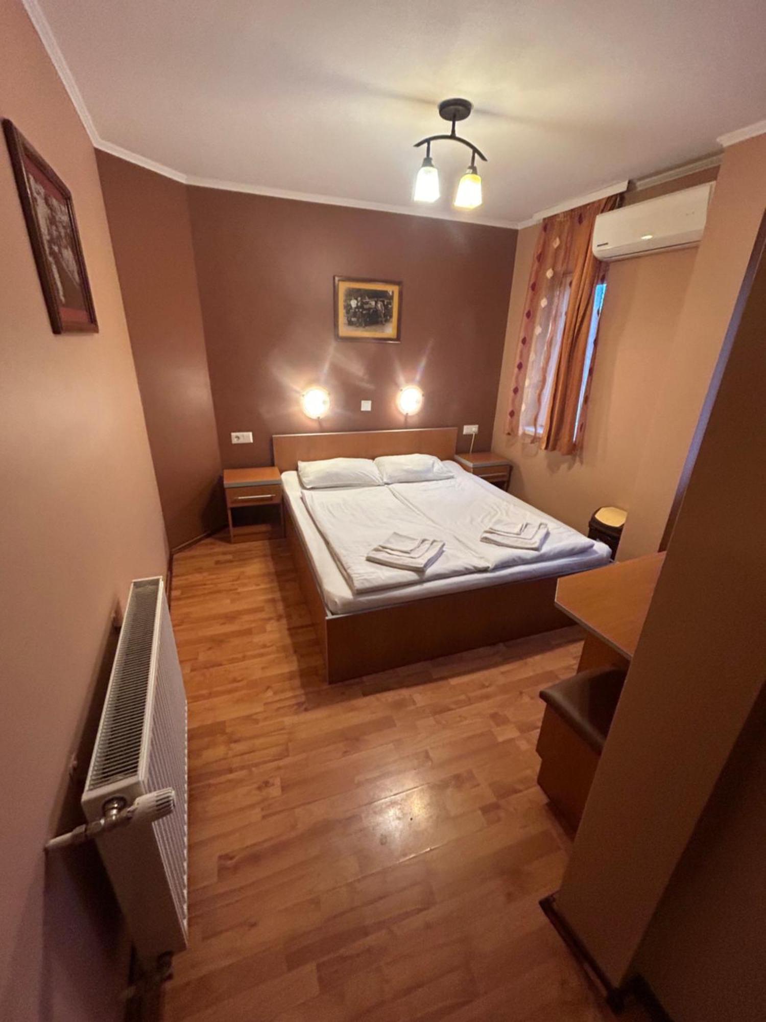 Motel Al Capone Σάτου Μάρε Εξωτερικό φωτογραφία