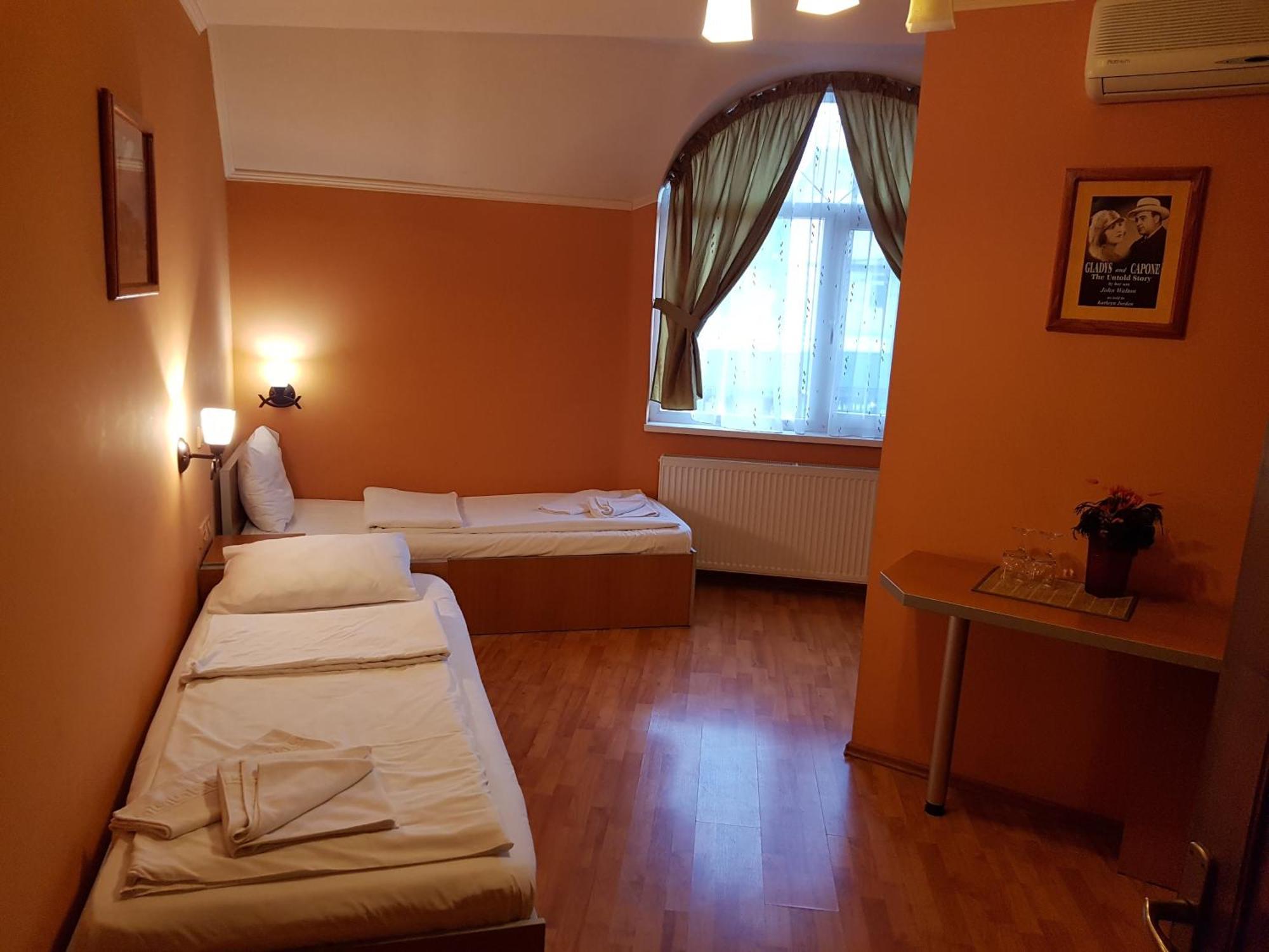 Motel Al Capone Σάτου Μάρε Εξωτερικό φωτογραφία