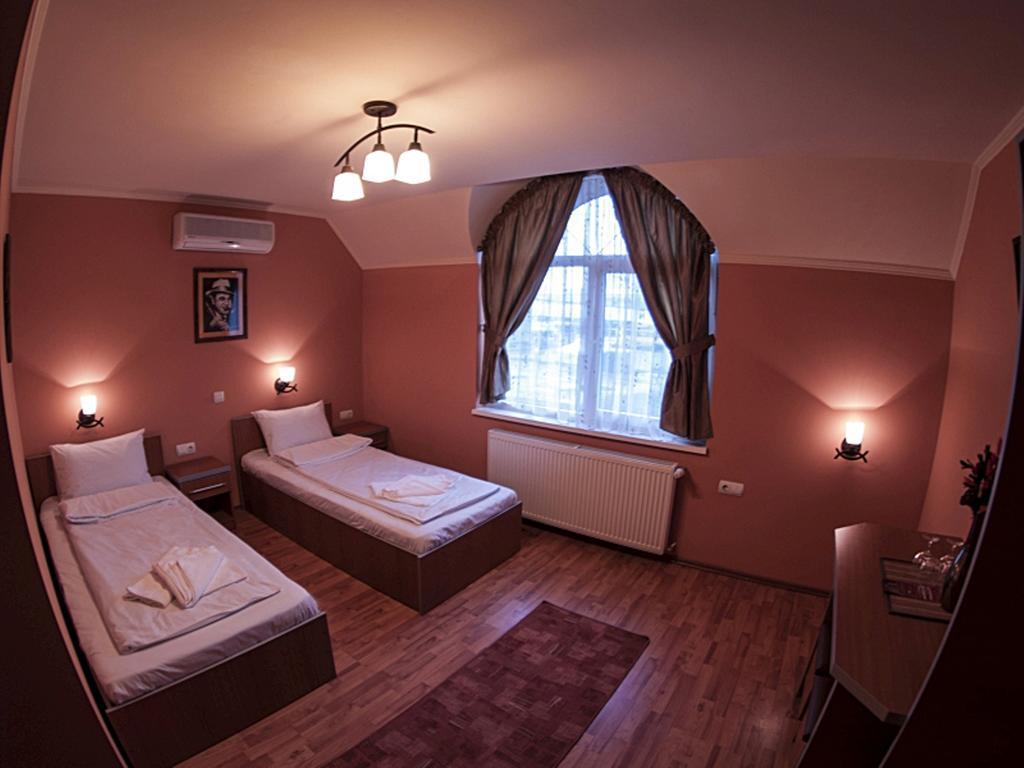 Motel Al Capone Σάτου Μάρε Εξωτερικό φωτογραφία